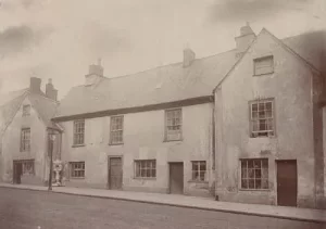 an photo of the coach and horses abergavenny from history